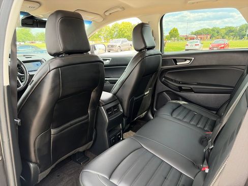 Used 2020 Ford Edge SEL w/ Convenience Package AWD/4WD image 25