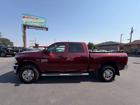 Used 2018 RAM 3500 Tradesman w/ Chrome Appearance Group AWD/4WD image 3