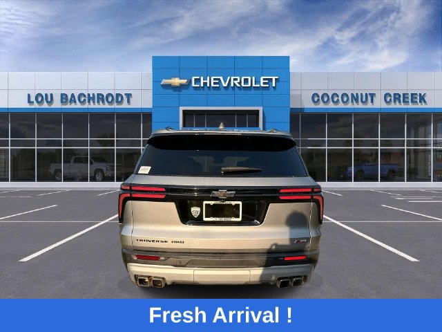 Used 2025 Chevrolet Traverse Z71 w/ Driver Confidence Package AWD/4WD image 7