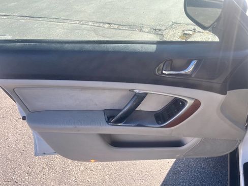 Used 2006 Subaru Outback 2.5i Special Edition image 12