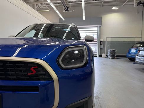 Certified 2025 MINI Cooper Countryman S image 9