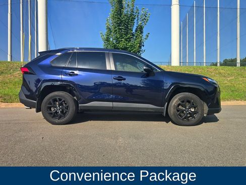 Used 2025 Toyota RAV4 XLE w/ Convenience Package FWD image 3