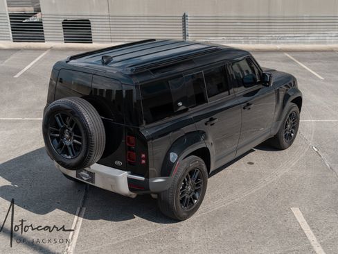 Used 2023 Land Rover Defender 110 S image 15