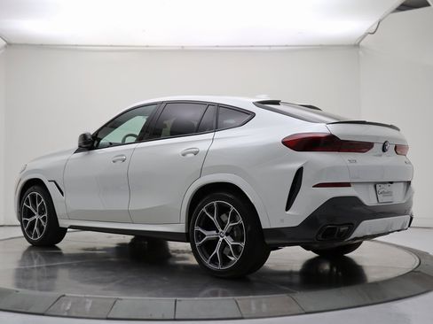 Used 2026 BMW X6 M60i image 3