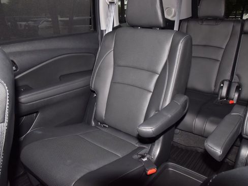 Used 2022 Honda Pilot Elite image 22