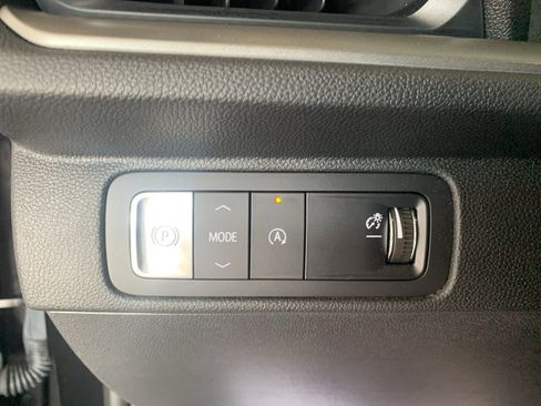 Used 2026 Chevrolet Traverse LT w/ Driver Confidence Package FWD image 30