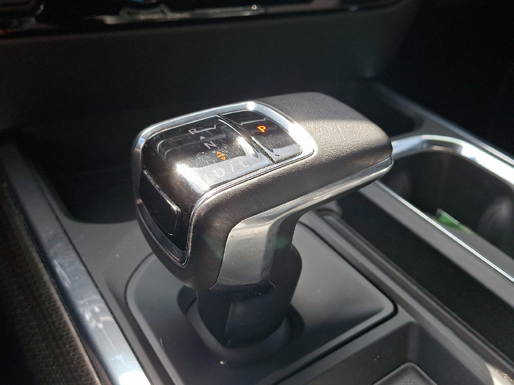Used 2022 Chevrolet Silverado 1500 RST AWD/4WD image 14
