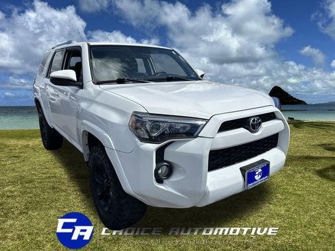 Used 2018 Toyota 4Runner SR5 image 9