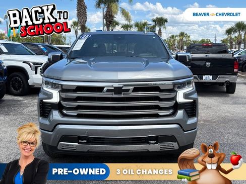 Used 2025 Chevrolet Silverado 1500 High Country w/ Technology Package AWD/4WD image 3