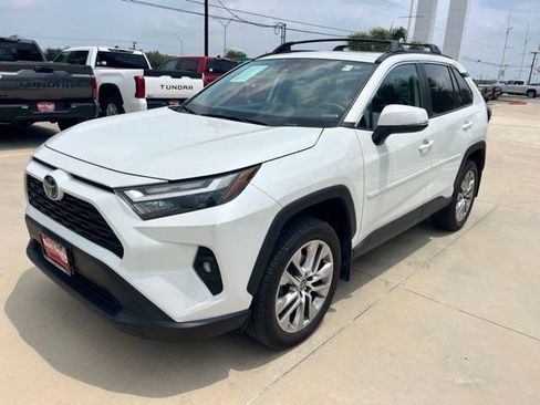 Used 2024 Toyota RAV4 XLE Premium FWD image 3