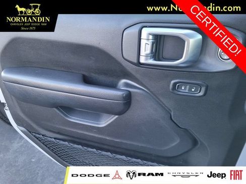 Certified 2024 Jeep Wrangler Unlimited Rubicon 4xe AWD/4WD image 15