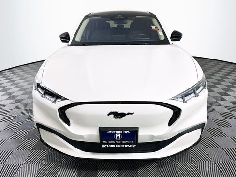 Used 2021 Ford Mustang Mach-E Premium image 4