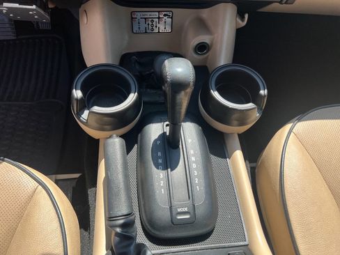 Used 2003 Land Rover Discovery SE image 19