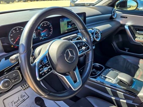 Used 2022 Mercedes-Benz A 220 4MATIC image 11