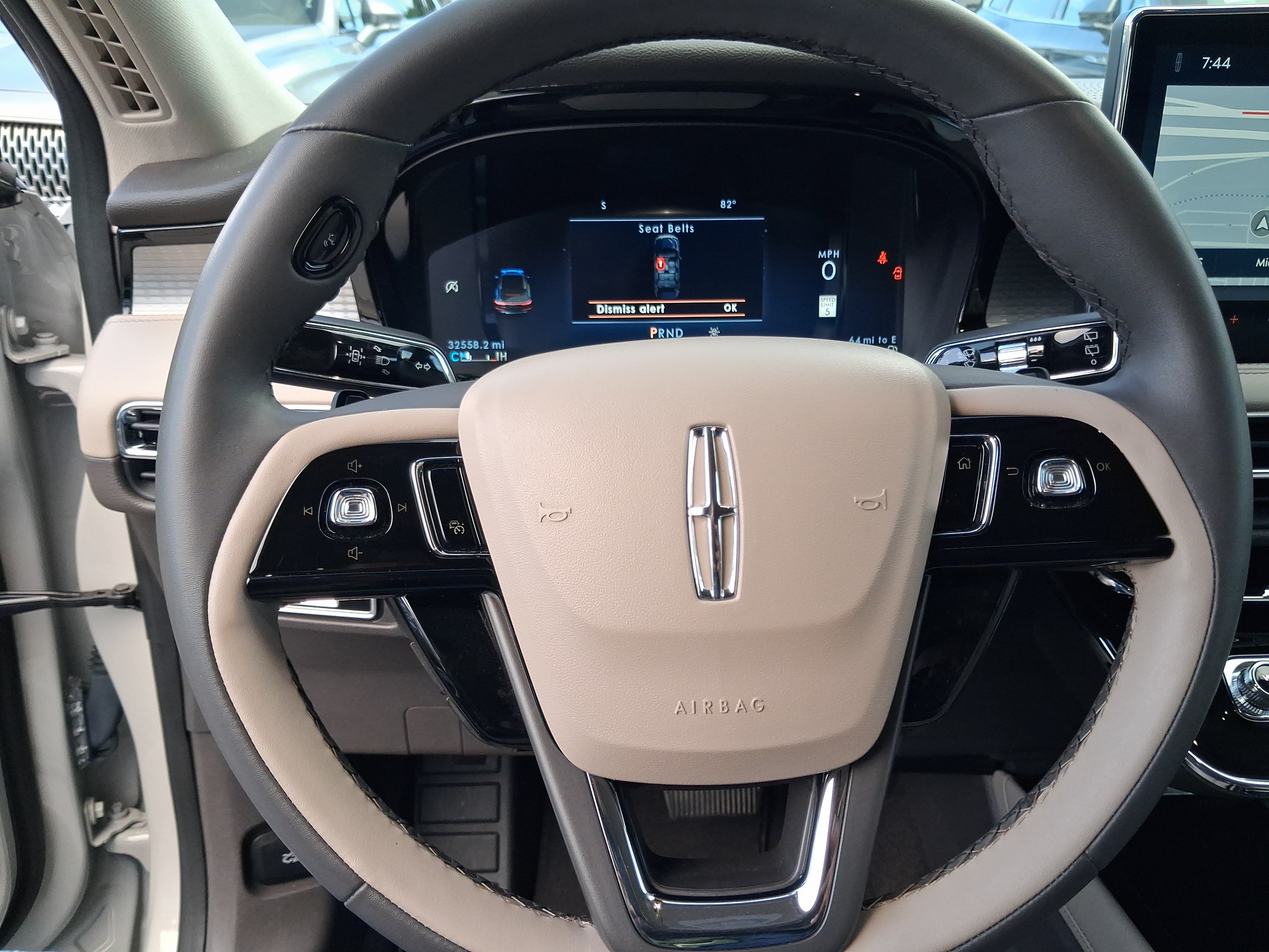 Certified 2023 Lincoln Corsair FWD image 14