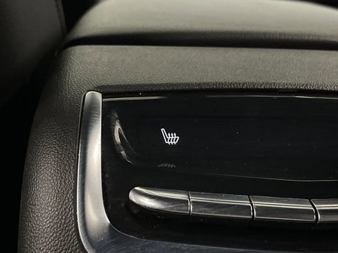 Used 2023 Cadillac XT6 Sport image 40