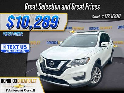 Used 2017 Nissan Rogue SV