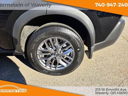 Used 2023 Nissan Rogue S AWD/4WD image 24