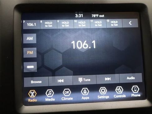 Used 2021 Jeep Cherokee Latitude Lux w/ Comfort/Convenience Group image 31