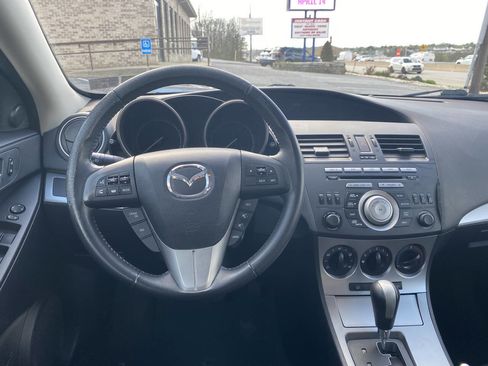 Used 2011 MAZDA MAZDA3 s Sport image 23