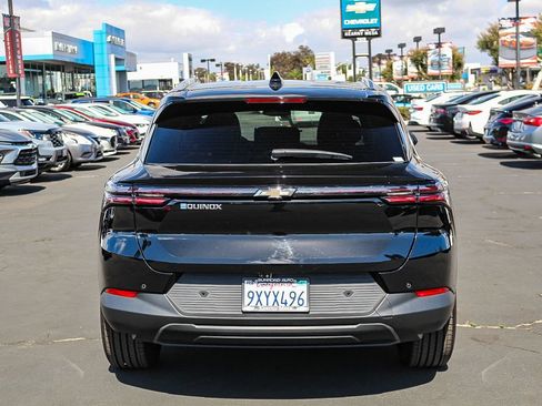 Used 2026 Chevrolet Equinox EV LT FWD image 7