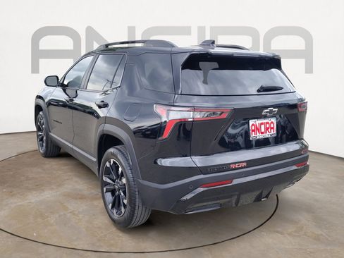 Used 2025 Chevrolet Equinox RS FWD image 12