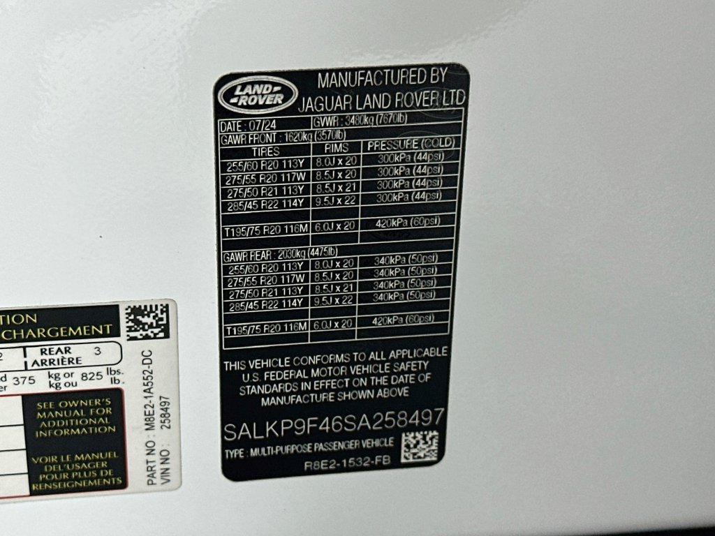 Used 2025 Land Rover Range Rover SE AWD/4WD image 35