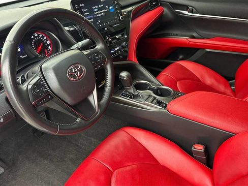 Used 2023 Toyota Camry XSE image 10