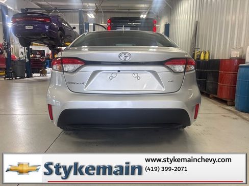 Used 2024 Toyota Corolla LE image 6