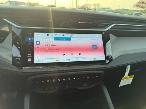 New 2026 Jeep Cherokee Limited AWD/4WD image 12