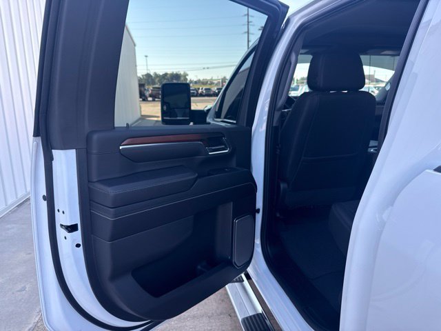 Used 2025 GMC Sierra 2500 Denali w/ Technology Package AWD/4WD image 14