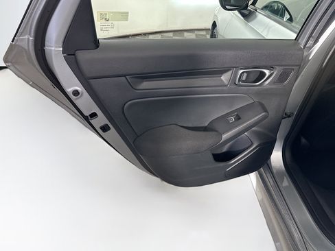 Used 2025 Honda Civic Sport image 26