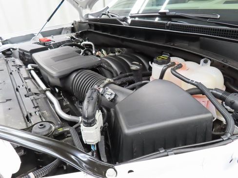 Used 2025 GMC Yukon Denali w/ Denali Reserve Package image 29