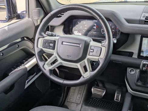 Used 2020 Land Rover Defender 110 SE image 16