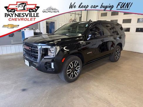Used 2024 GMC Yukon AT4 w/ Technology Package AWD/4WD image 1