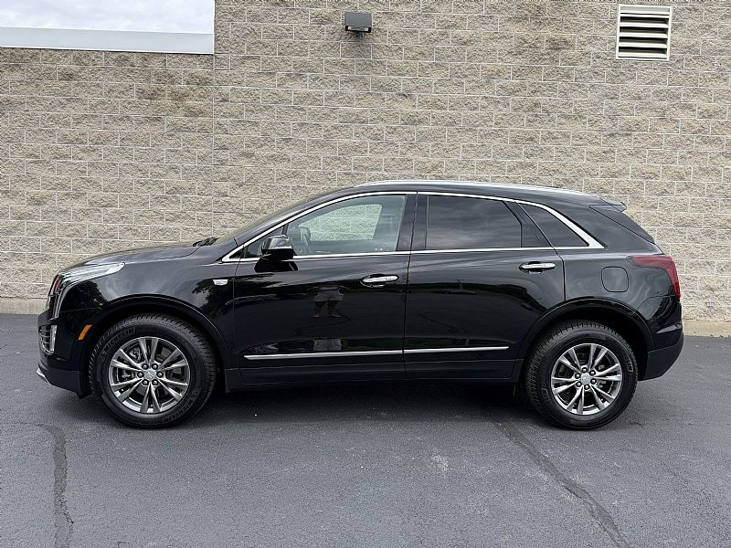 Used 2023 Cadillac XT5 Premium Luxury w/ LPO, Floor Liner Package AWD/4WD image 5