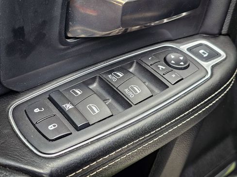 Used 2019 RAM 2500 Limited AWD/4WD image 14