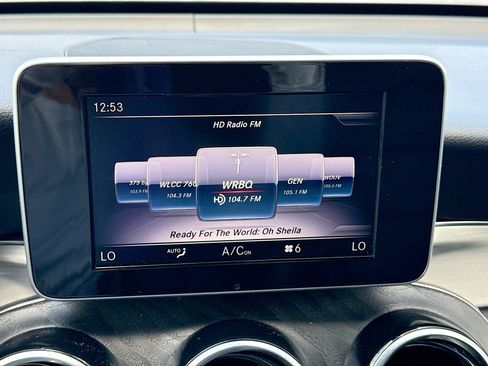 Used 2019 Mercedes-Benz GLC 300 image 31