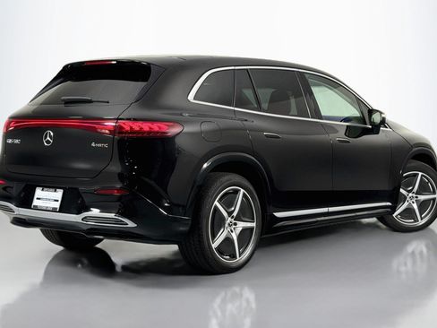 Certified 2023 Mercedes-Benz EQS 580 4MATIC SUV image 12