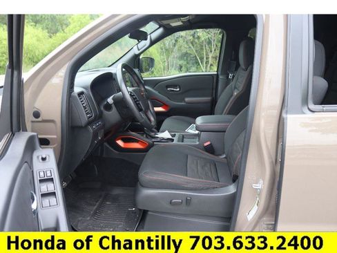 Used 2023 Nissan Frontier PRO-4X w/ Technology Package image 24