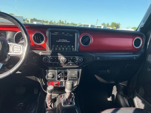 Used 2021 Jeep Wrangler Unlimited Rubicon image 12