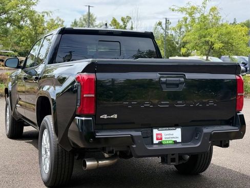 Certified 2025 Toyota Tacoma SR5 AWD/4WD image 3