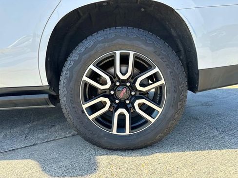 Used 2021 GMC Yukon AT4 w/ AT4 Premium Plus Package image 16