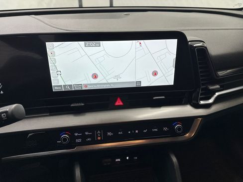 Used 2023 Kia Sportage EX image 28