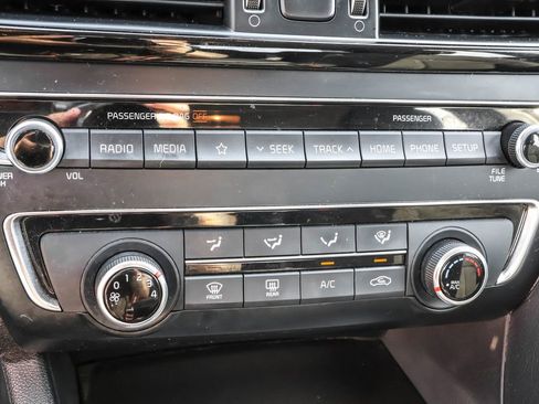 Used 2020 Kia Optima LX FWD image 22