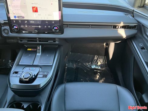 Certified 2026 Toyota bZ Woodland AWD/4WD image 19