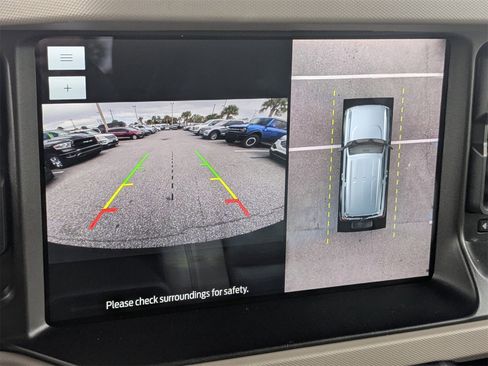 Used 2023 Ford Bronco Wildtrak image 23