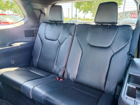 Used 2025 Lexus TX 500h AWD w/ Technology Package image 18