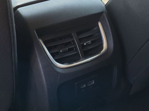 Used 2022 Chevrolet Blazer LT image 27