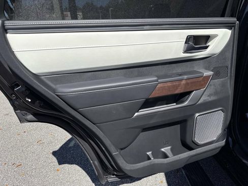 Used 2025 Toyota Sequoia Capstone image 14